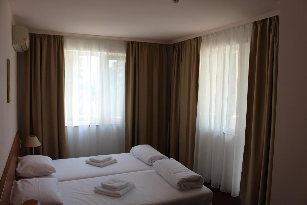 Arlanda Hotel Sveti Vlas Exterior photo