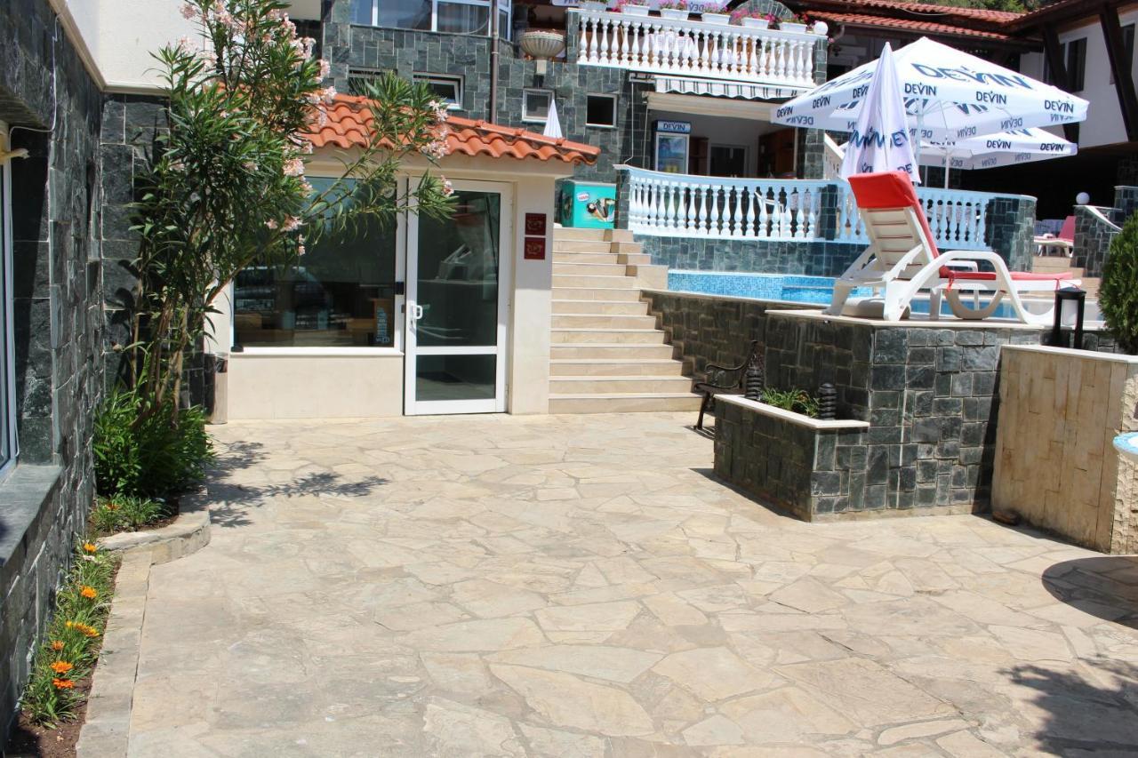 Arlanda Hotel Sveti Vlas Exterior photo