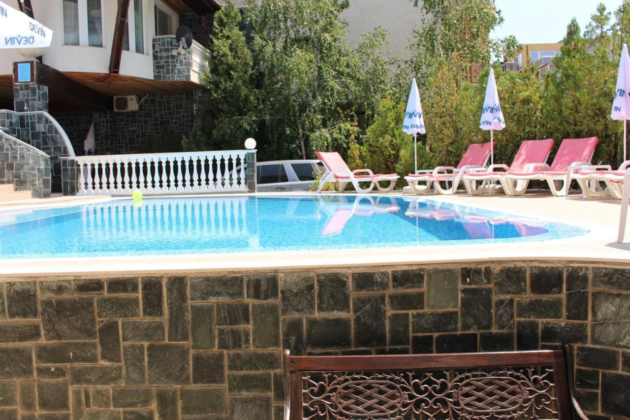 Arlanda Hotel Sveti Vlas Exterior photo