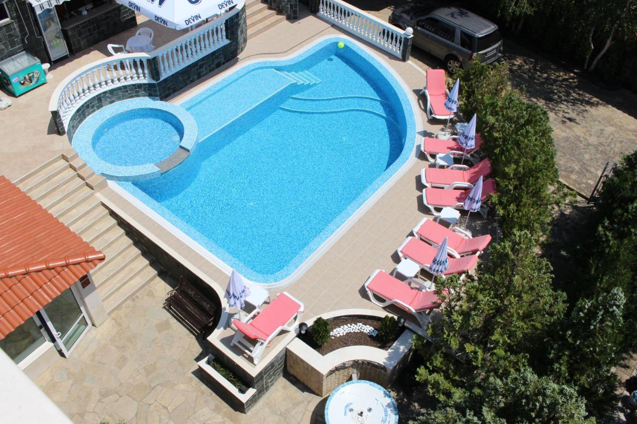Arlanda Hotel Sveti Vlas Exterior photo