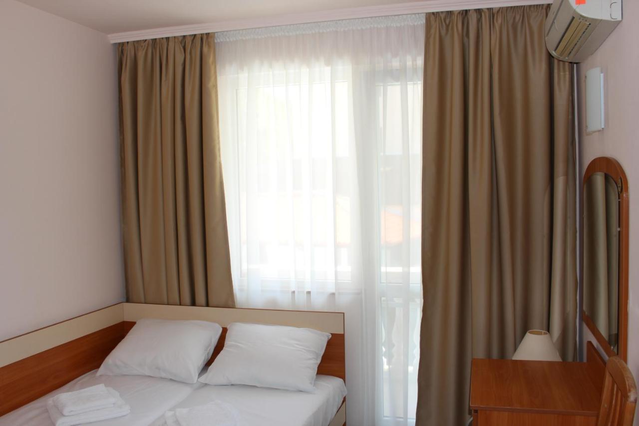 Arlanda Hotel Sveti Vlas Exterior photo