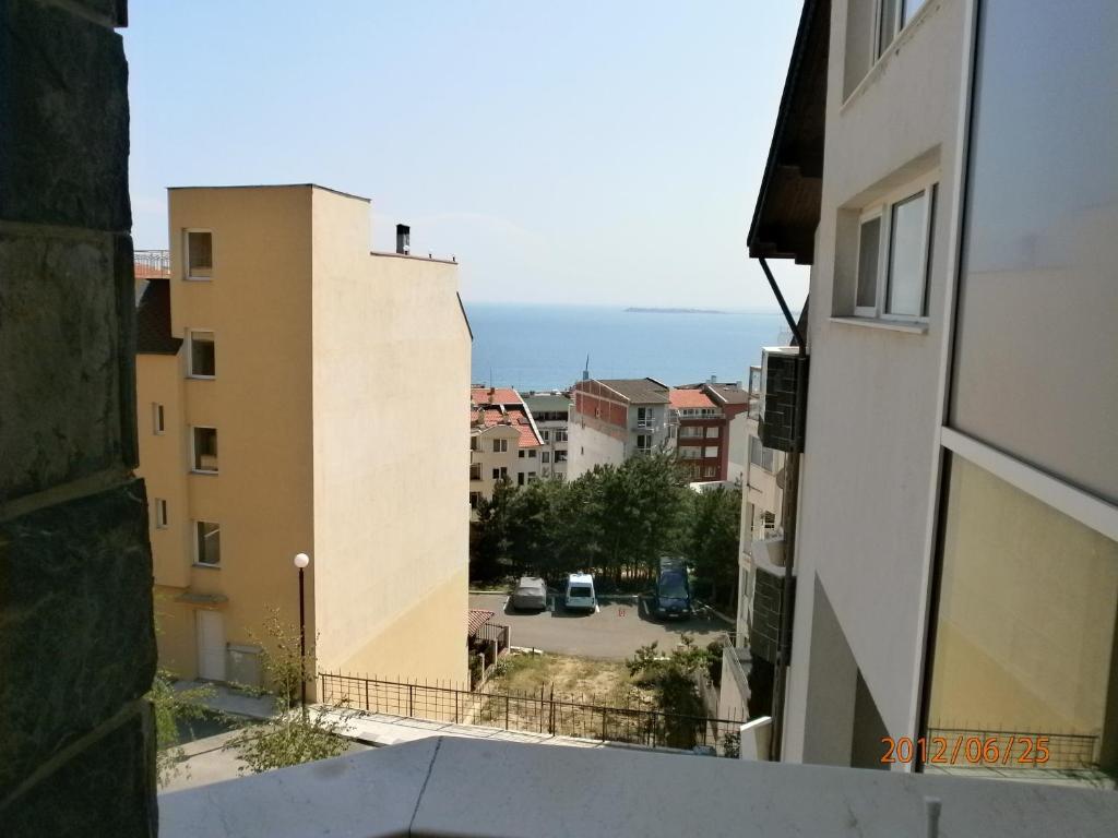 Arlanda Hotel Sveti Vlas Exterior photo